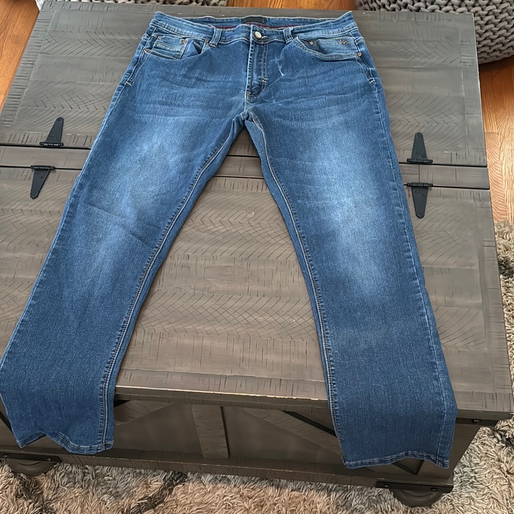 Blue Straight-Leg Jeans with Faded Wash
